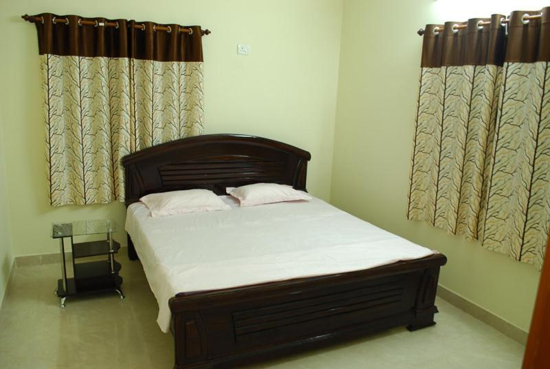 Hotel Geethanjali Residency Bhadrachalam Esterno foto